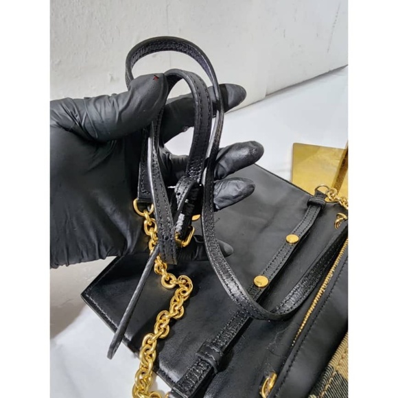 Authentic Burberry Henley Wallet on Chain Leather with House Check Canvas - Picture 12 of 15